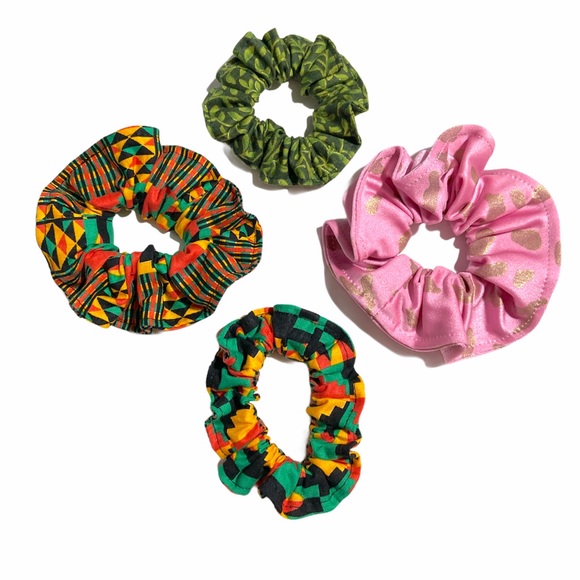 Handmade Scrunchies 4 Pieces Mixed Colors And Fabrics 2 Small and 2 Large - Picture 1 of 11